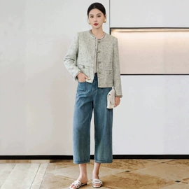 小西装;半身裙;女式衬衫