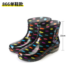 四季款短筒花色女雨鞋水晶雨靴一体成型防水胶鞋妈妈卫生水鞋水靴