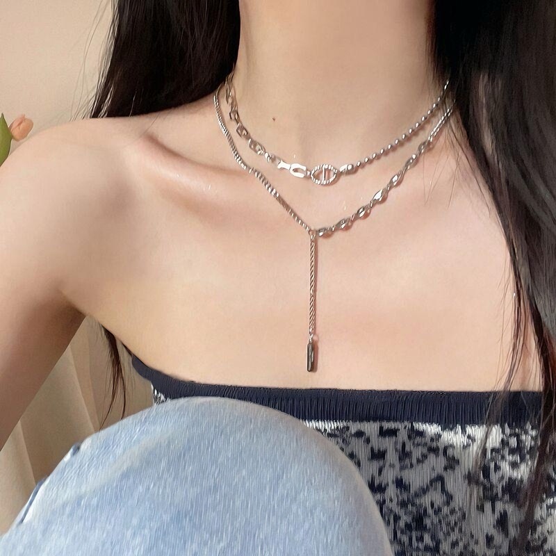 Light Luxury Niche Tassel Chain Sweatshirt Necklace Women's Ins Trendy Hip-Hop Design Simple Elegant Clavicle Chain Accessories