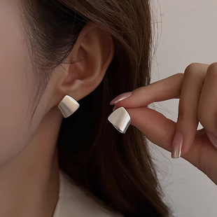 С���OӋ��ins�䵭�L���ٶ��Ů2026�¿��Զ��h�W�t���Ʒ