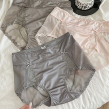 法式浪漫蕾丝缎面女内裤无痕中腰性感包臀透气大码三角裤女纯棉裆