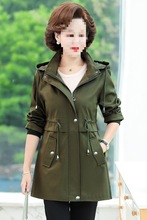 妈妈春秋棉风衣中长款女装洋气显瘦外套薄岁中年人宽松上衣