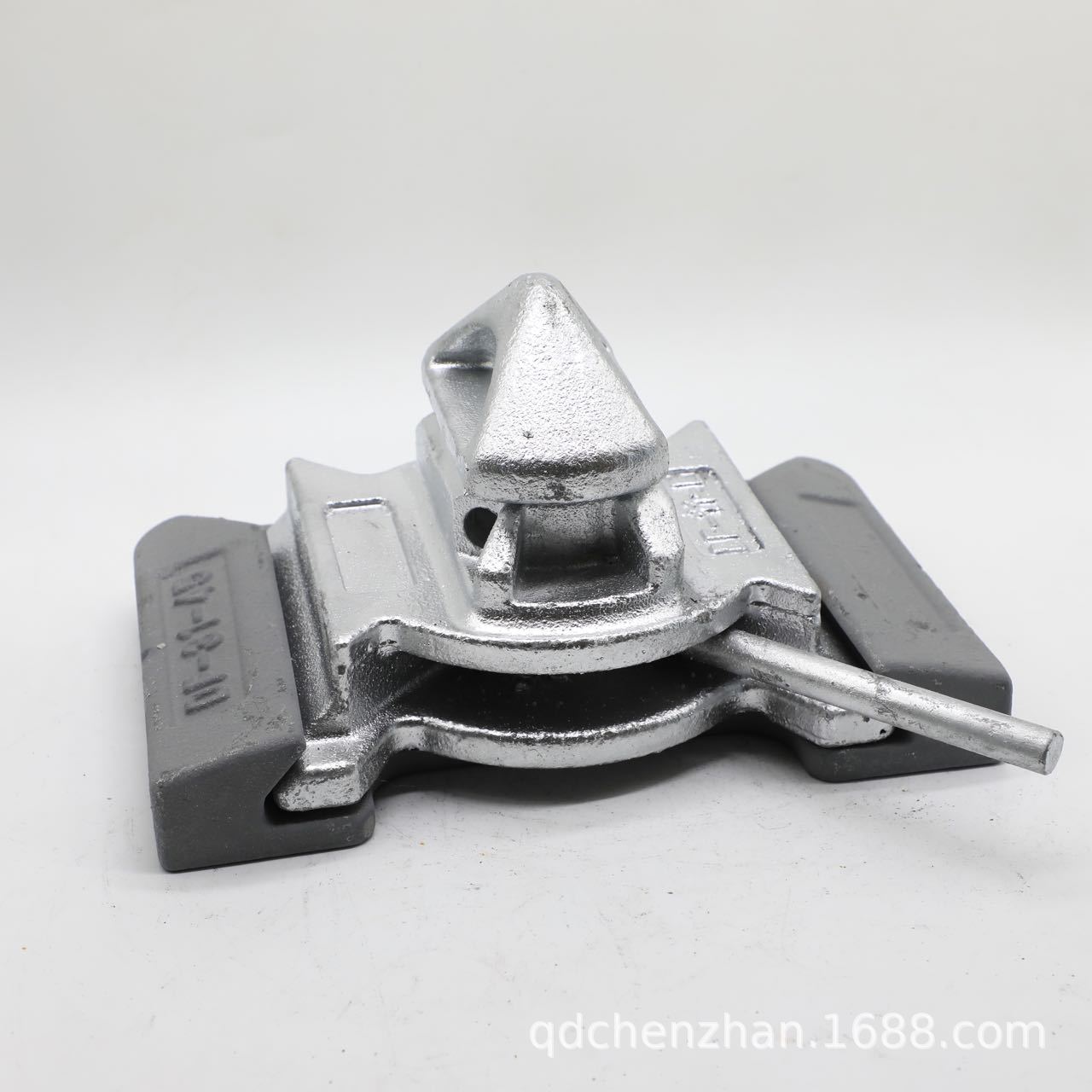 直供优质材质燕尾底锁 45度/55度集装箱燕尾底锁底座量大从优