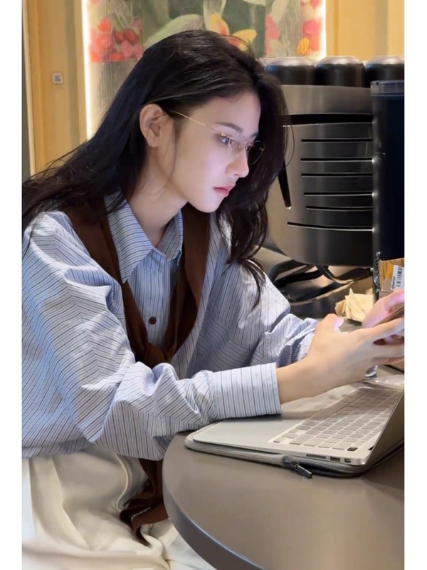 韩系轻熟通勤风时尚套装女装2025早秋新款高级感条纹衬衣百搭上衣|undefined