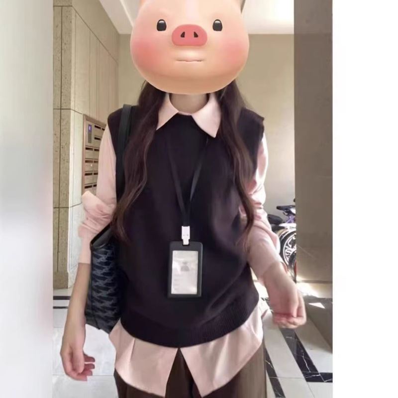 Korean-Style College-Style Outfit for Women 2025 New Autumn Wear Knitted Vest Layered with Shirt Two-Piece Set Ins Trend Korean-Style College-Style Outfit for Women 2025 New Autumn Wear Knitted Vest Layered with Shirt Two-Piece Set Ins Trend
