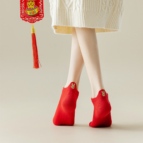 Autumn New Year of the Rabbit Heel Embroidered Rabbit Women's New Year Boat Socks Big Red Zodiac Year Newlywed Women's Socks Wholesale