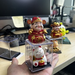 ソーラーミニ招き猫、小僧侶、福の神、微笑仏、手を振って頷く置物、パンダ、車載用ひよこ 23065