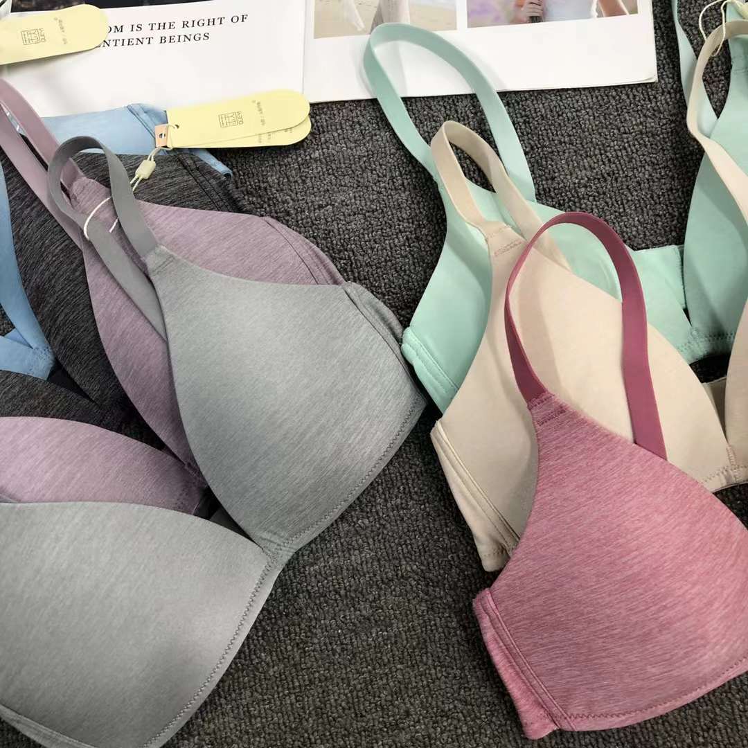 Exterior solo nuevo brillante ropa interior sin costuras medio grueso de alta calidad se reunieron multi-color multi-tamaño sujetador inalámbrico al por mayor