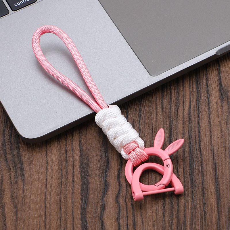 Lindo cordón de conejo llavero anillo colgante niña coche colgante de alto valor ins nicho