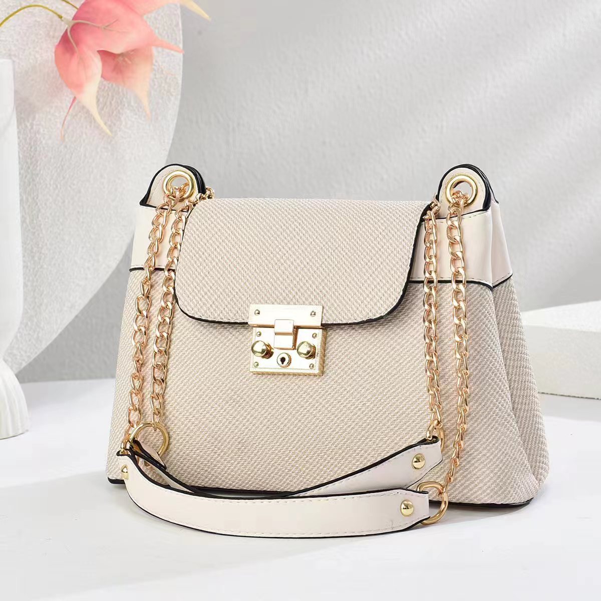 Simple y moderno hogar mini bolso diagonal fábrica verano nuevo bolso todo fósforo pequeño bolso cuadrado bolso de mensajero de un solo hombro versión coreana