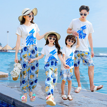 一件代发2025新款亲子装夏款沙滩海边旅游一家三口全家装束脚套装