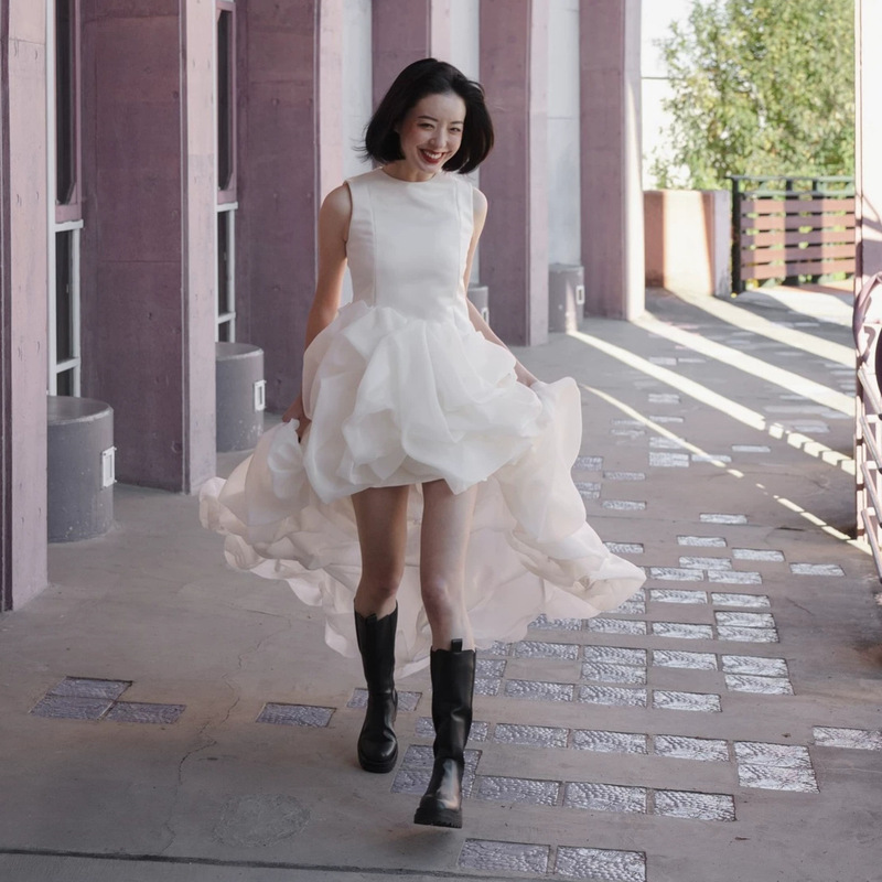 Modern Korean-style light wedding dress, short length, niche design, Korean-style outdoor travel photography, ultra-fairy engagement and registration bubble dress for women Modern Korean-style light wedding dress, short length, niche design, Korean-style outdoor travel photography, ultra-fairy engagement and registration bubble dress for women