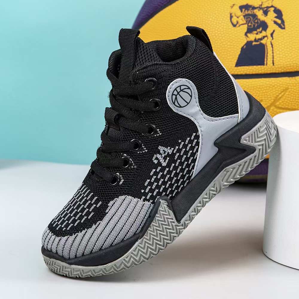 Nuevos zapatos de baloncesto de verano de moda al aire libre zapatos de carrera de suela gruesa rebote de tela de malla zapatos deportivos para niños