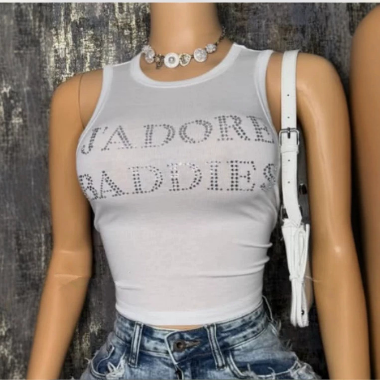 J'ADORE BADDIES Sleeveless Tank Top With Rhinestone Lettering, Fitted, Cropped, Short Style A Chic Look For Women._ecoleips.com