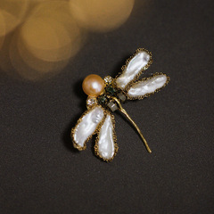 Korean style fashionable dragonfly pearl brooch for women, exquisite micro-encrusted diamond brooch baroque pearl corsage accessories
