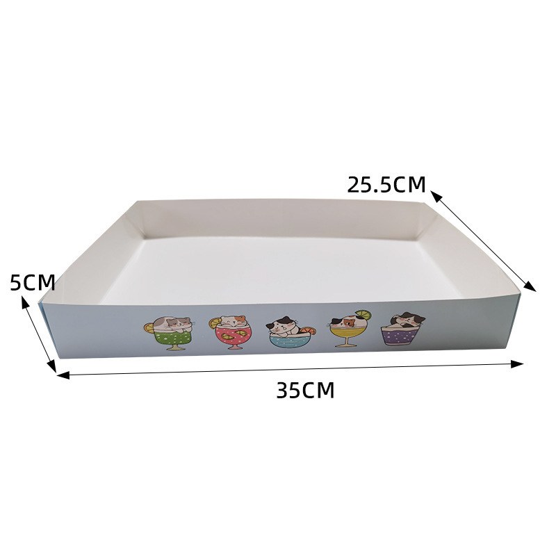 Drinking tabby cat / Disposable cat litter box