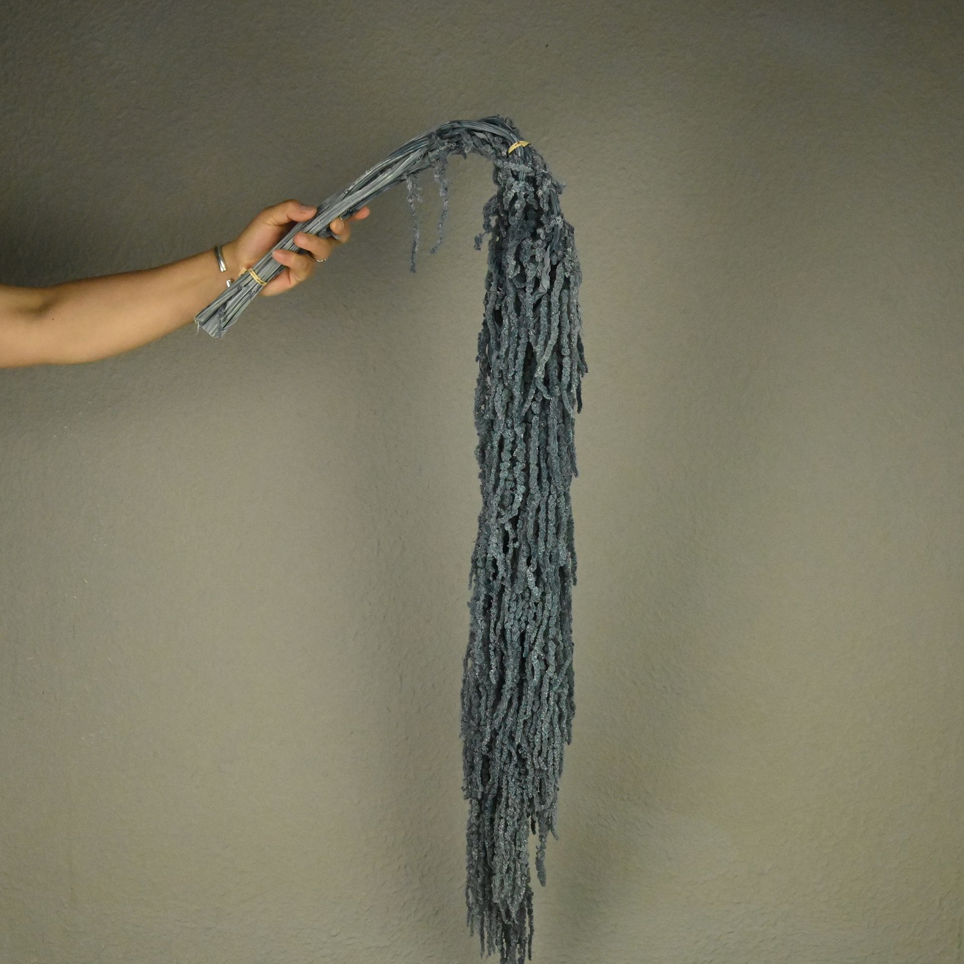 Flores fantasmas colgantes de arroz flor inmortal Juliet Amantes lágrimas colgantes de flores de decoración de bodas flores verdaderas