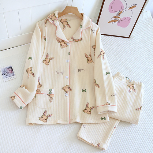 A variety of autumn and winter air layer confinement clothes three-layer quilted October nursing set pregnant women nursing pajamas on behalf of