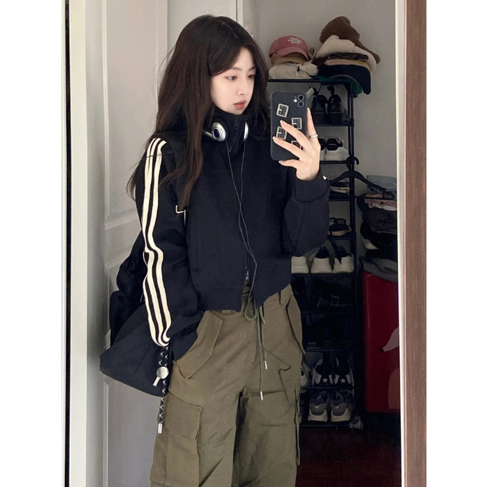 美式复古条纹短款运动卫衣女秋季修身立领长袖防晒外套黑色上衣潮|undefined