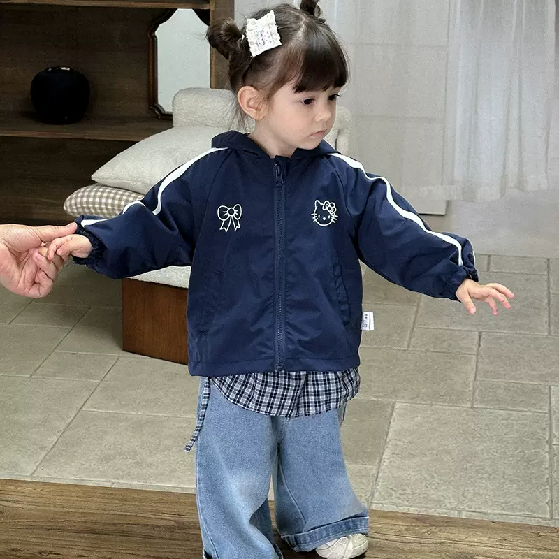 婴儿衣服冲锋衣外套秋装女宝宝时尚一岁春秋季婴幼儿新款洋气风衣