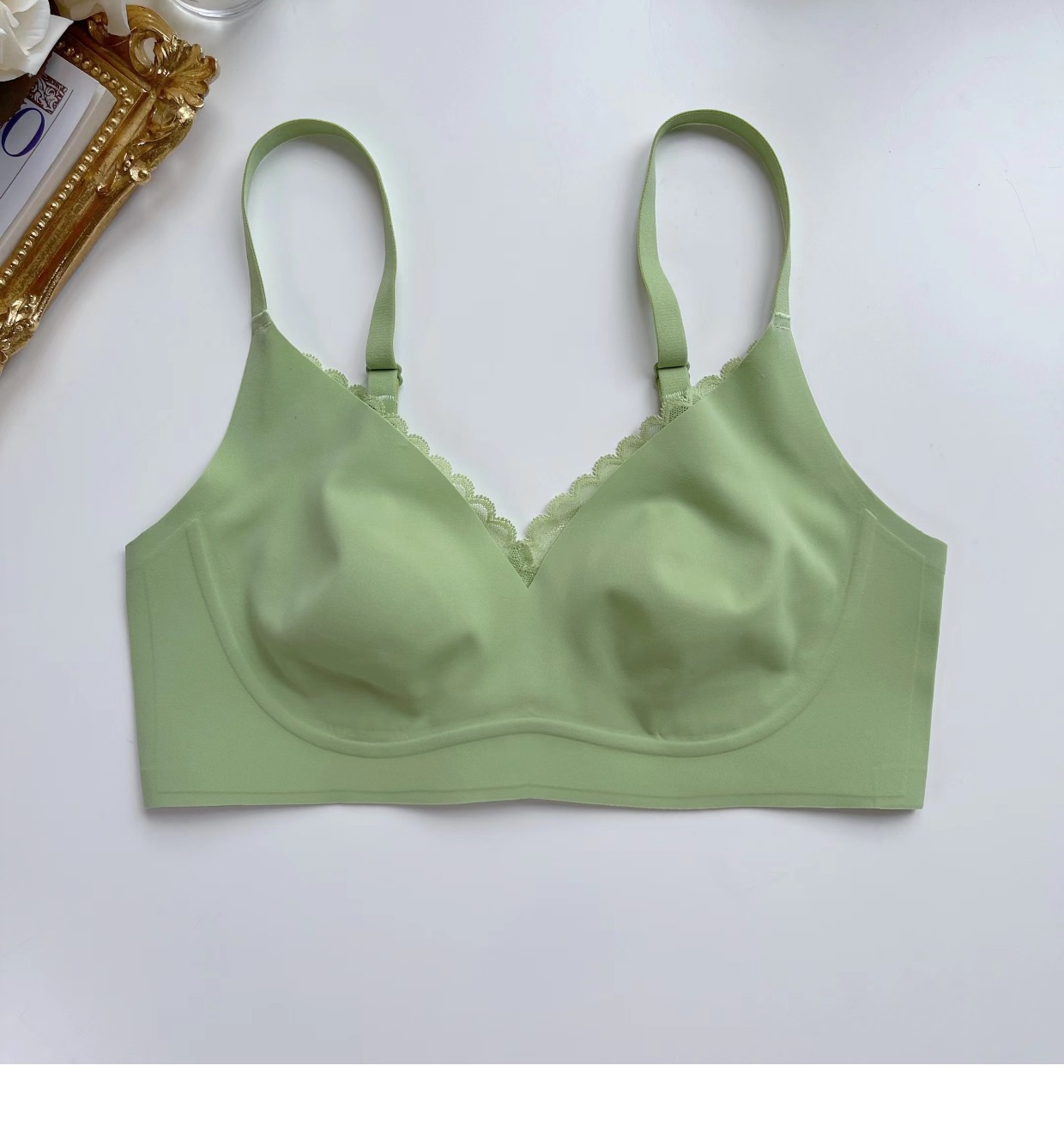 928 Orejas de conejo ropa interior de mujer micro inalámbrico push-up Delgado pecho grande pequeño sujetador de sueño colección de senos anti-flacidez