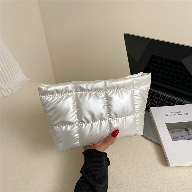 Casual de algodón simple bolso de cena de color sólido para mujeres coreanas personalidades versátiles bolso de moda de alta calidad