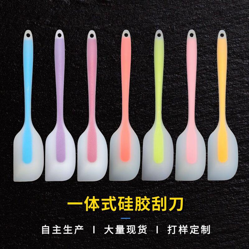 Integrated Food Grade High Temperature Resistant Baking Scraper Tool Large Silicone Scraper Cake Cream Spatula