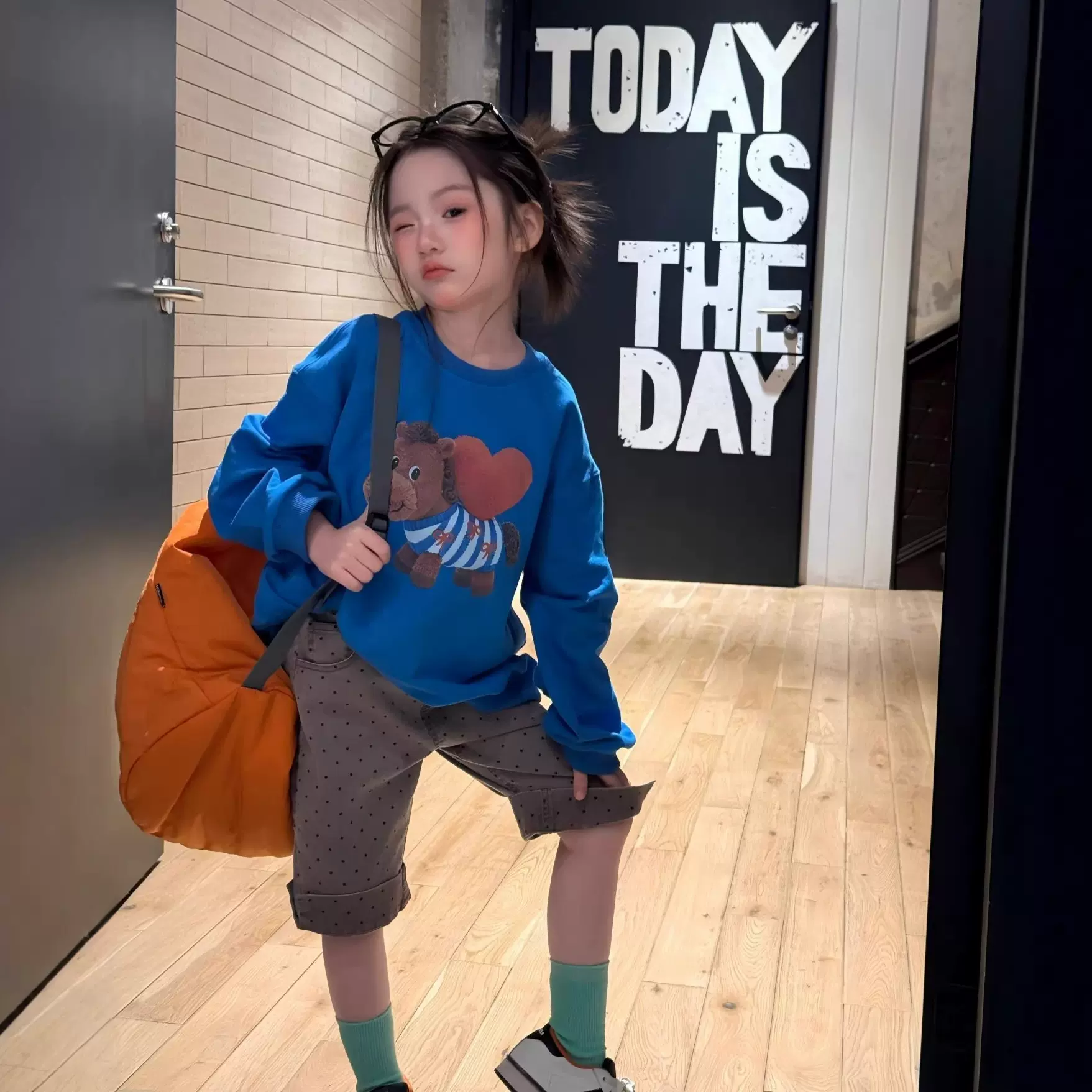 女童26春季新款韩系卫衣上衣波点中裤洋气时髦蛋糕半身裙