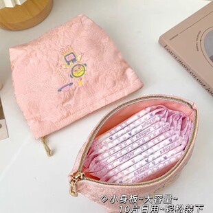 ���������y���l�����ռ{�̋���y�������°��ռ{���W���ɐ���Ů