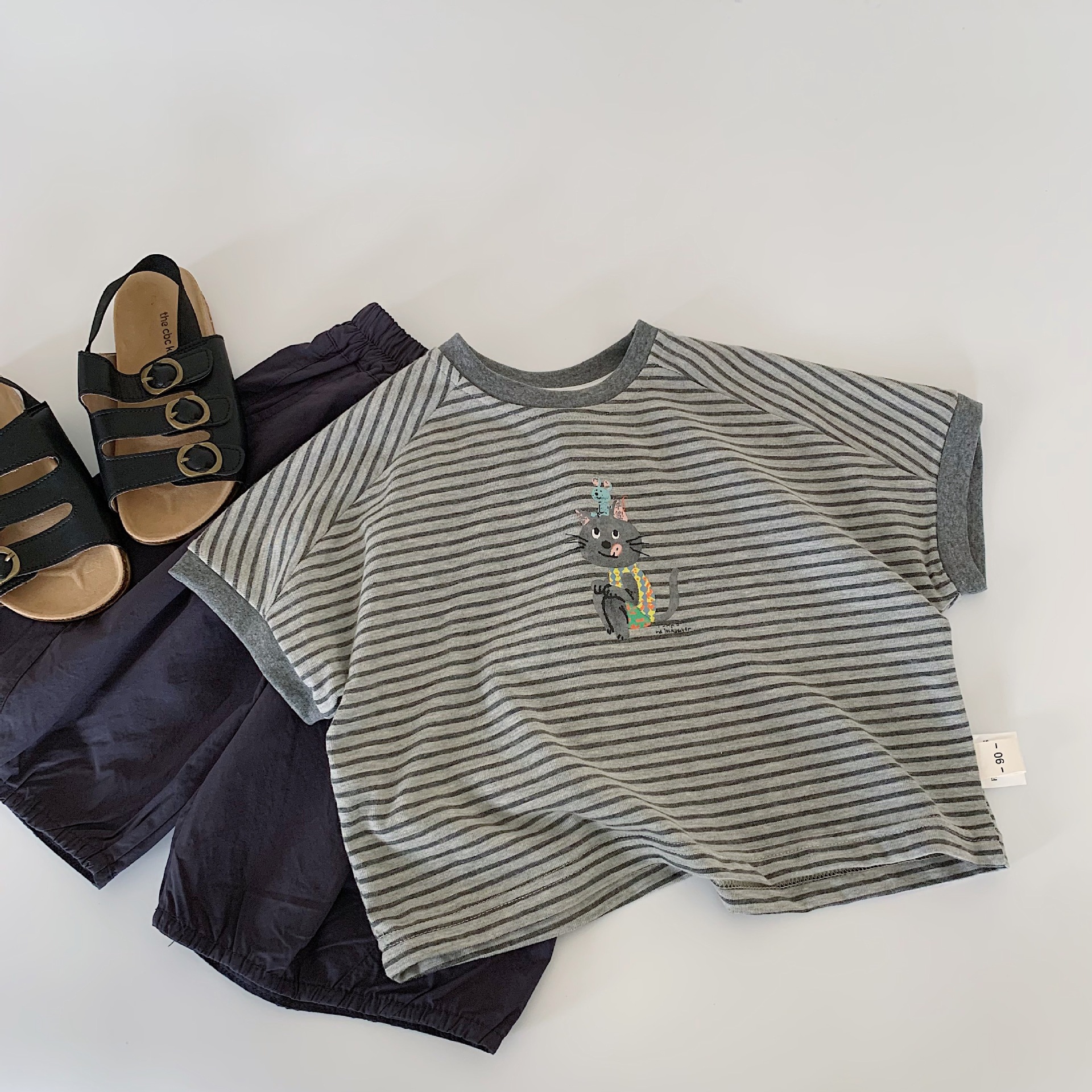 Mai Bao camiseta infantil 2025 verano nuevo estilo coreano de dibujos animados para niños y niñas camisas de manga corta ropa de verano bebé clase A