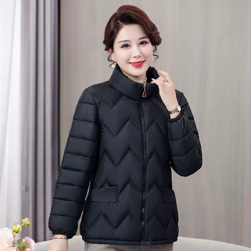Легкая и тонкая куртка с хлопковой подкладкой, женская новая куртка с хлопковой подкладкой на 2023 год, зимнее пальто для мамы, пуховая куртка с хлопковой подкладкой, короткая куртка больших размеров для наружной одежды