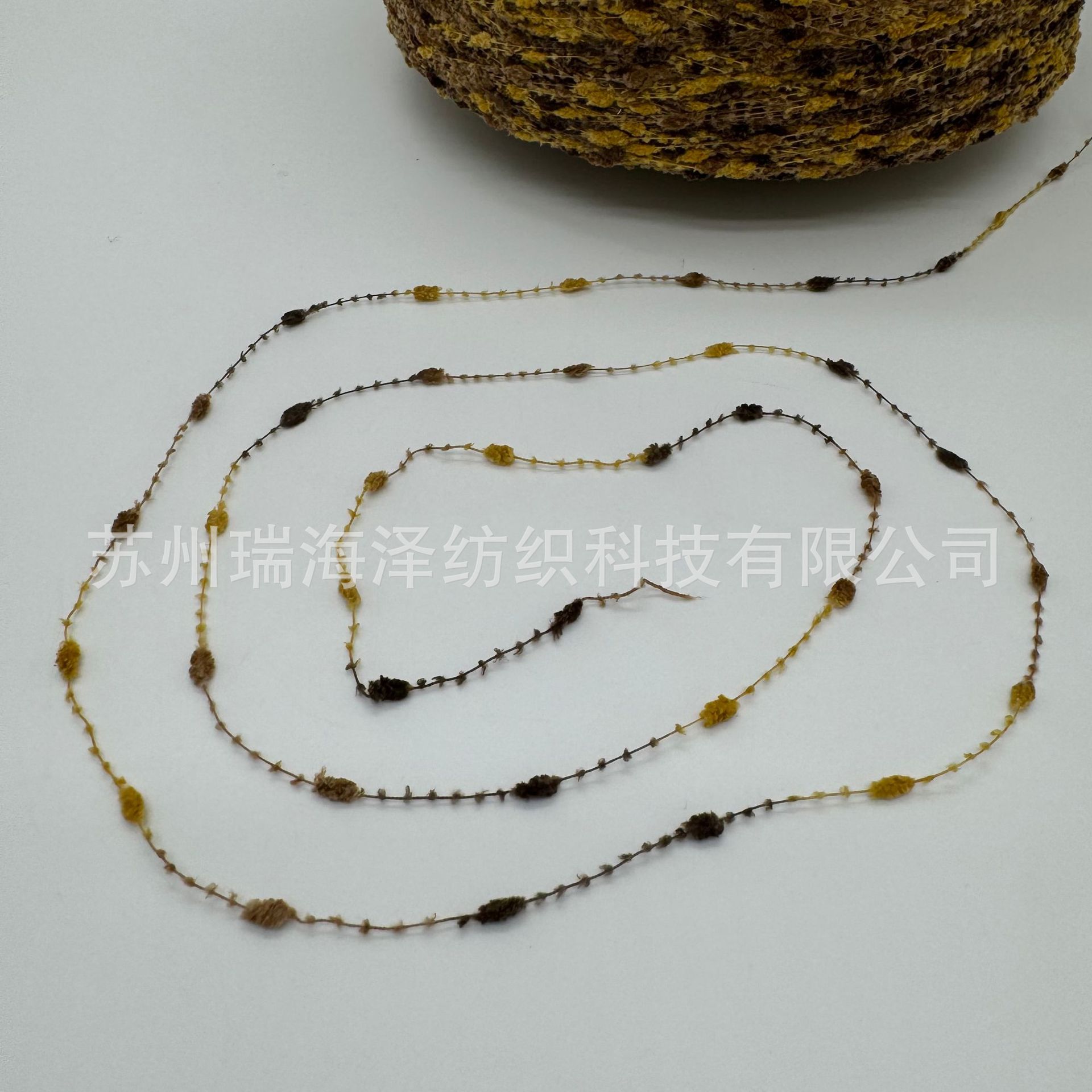 优质钩编机纱线 豆豆纱效果 5.7NM/1花式纱  批发价格优惠