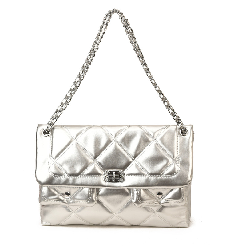 Primavera 2026 nueva cadena de estilo de diamante pequeña bolsa cuadrada de gran capacidad simple de viaje diario bolsa de cartero