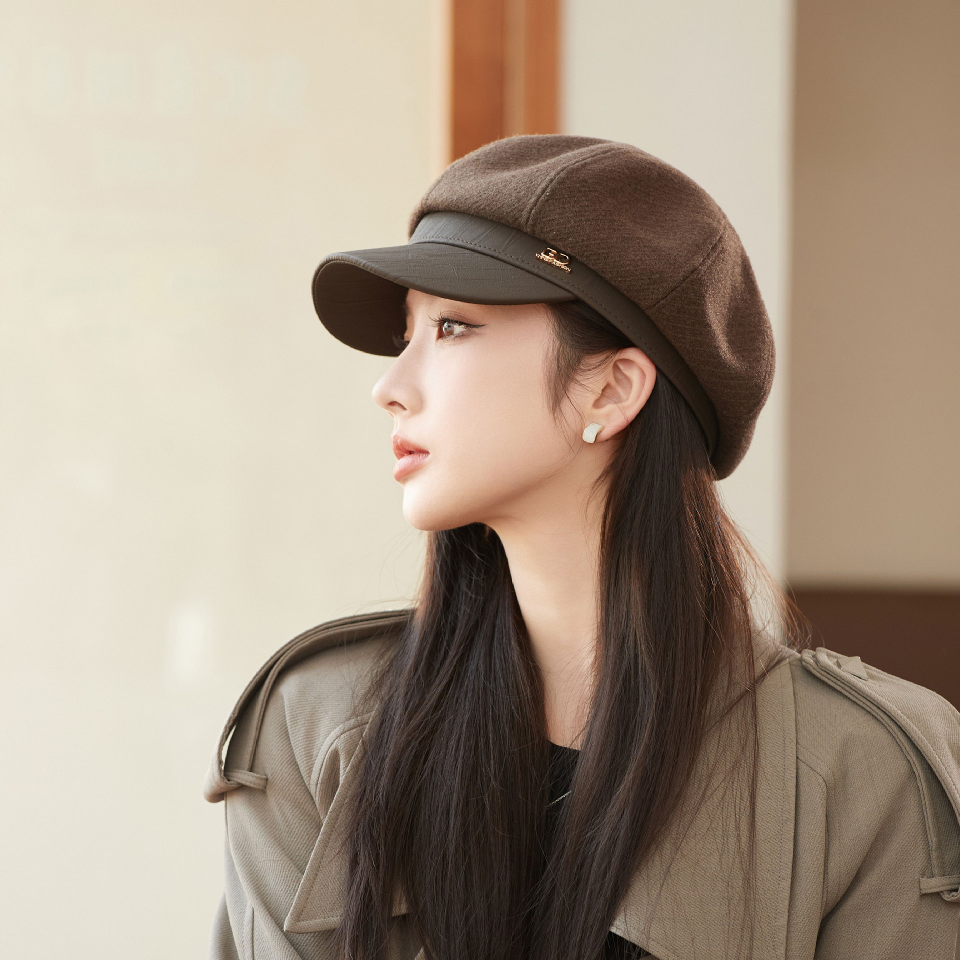 Cappello unisex alla moda in pelle con patchwork ottagonale da donna autunno-inverno vintage nero grande testa rotonda mostra viso piccolo cappello_voghion.com