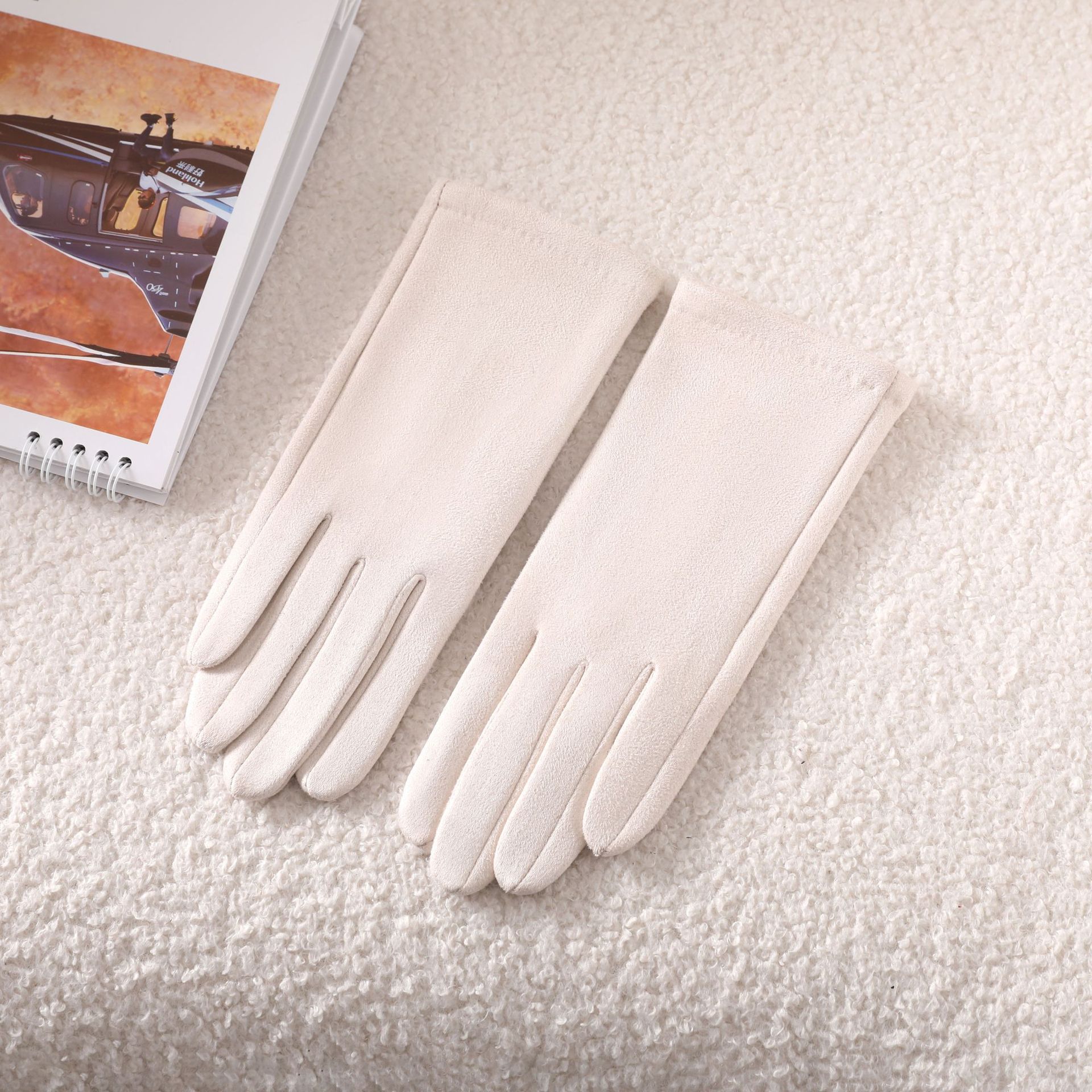 Japón y Corea del Sur simple viento sólido guantes de terciopelo de gamuz al aire libre calentamiento ciclismo a prueba de viento pantalla táctil guantes al por mayor