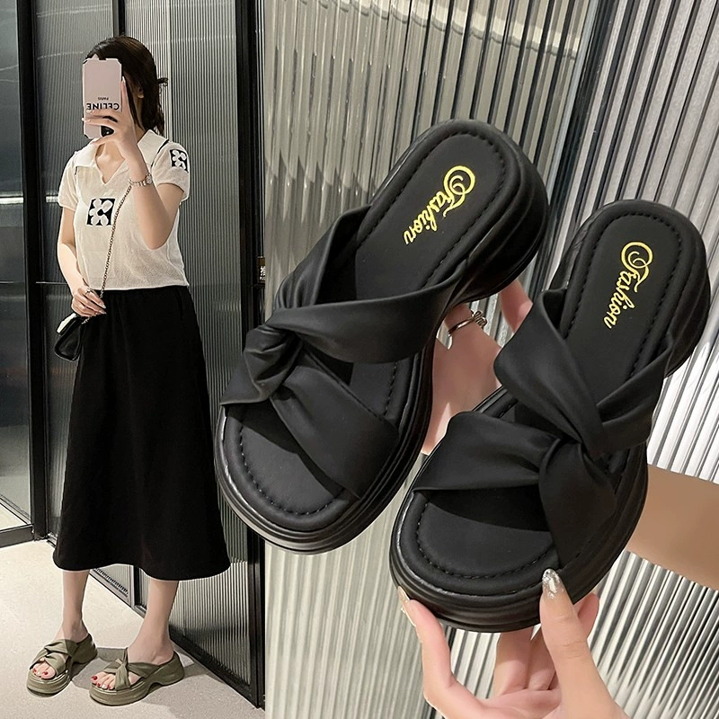 TikTok Популярные милые тапочки Женские новые летние сандалии на платформе в сказочном стиле 2023 года Сандалии с мягкой подошвой