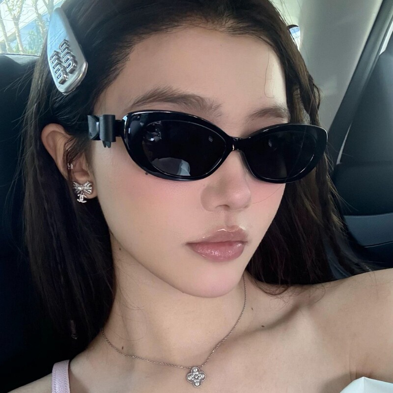 20307 Sunglasses Small Fragrance Leather Bow Sunglasses Women's Cat Eye Narrow Frame Sunglasses Korean Style High-End