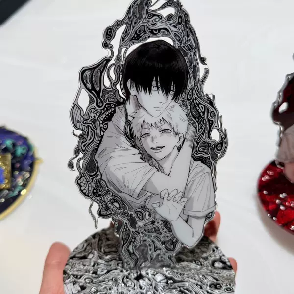 The Summer Light Died: Blood-Colored Rose Standee, Kita Hikaru, Tsujinaka Kayo, and Other Self-Made Merchandise Desktop Decorations