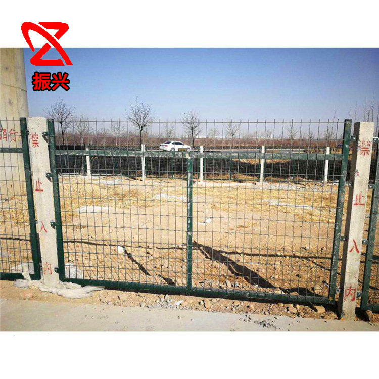 铁路防护栅栏8001轨道防护8002框架护栏网铁路两侧隔离防护栅栏网