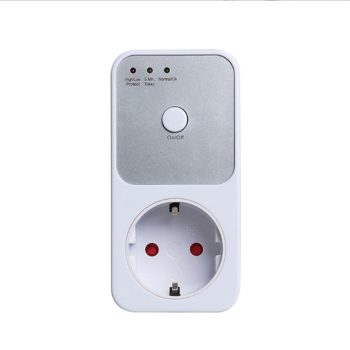 Multifunctional Refrigerator Protector, Kitchen Socket, Voltage High and Low Protection Device, 5-6 Minutes