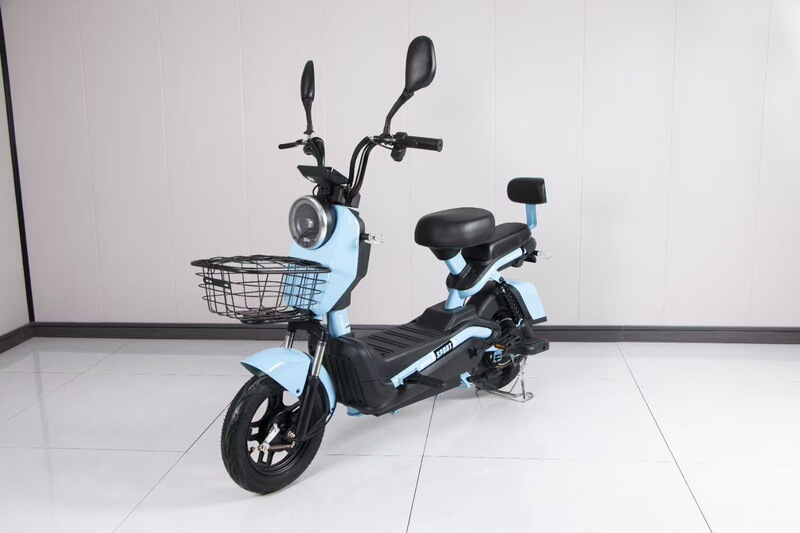 外国貿易卸売クールウォーズ電気自動車ソースメーカー直販大人用電動自転車と二輪モビリティバッテリーカー|undefined