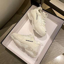 ����r���ϵ�Ьˮ������Ůͬ��2026������H���ϵ�Ь͸��ٴ���