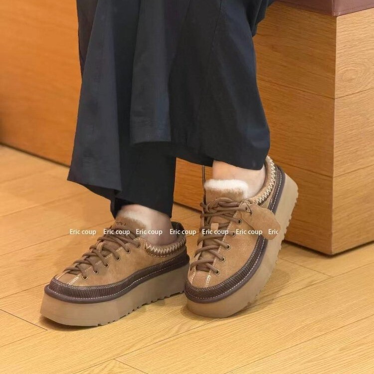 Women's snow boots, half-slipper style, with integrated fur lining, thick sole for added height, winter anti-slip design, suitable for outdoor wear, easy slip-on style, and featuring an ethnic-inspired casual design Women's snow boots, half-slipper style, with integrated fur lining, thick sole for added height, winter anti-slip design, suitable for outdoor wear, easy slip-on style, and featuring an ethnic-inspired casual design