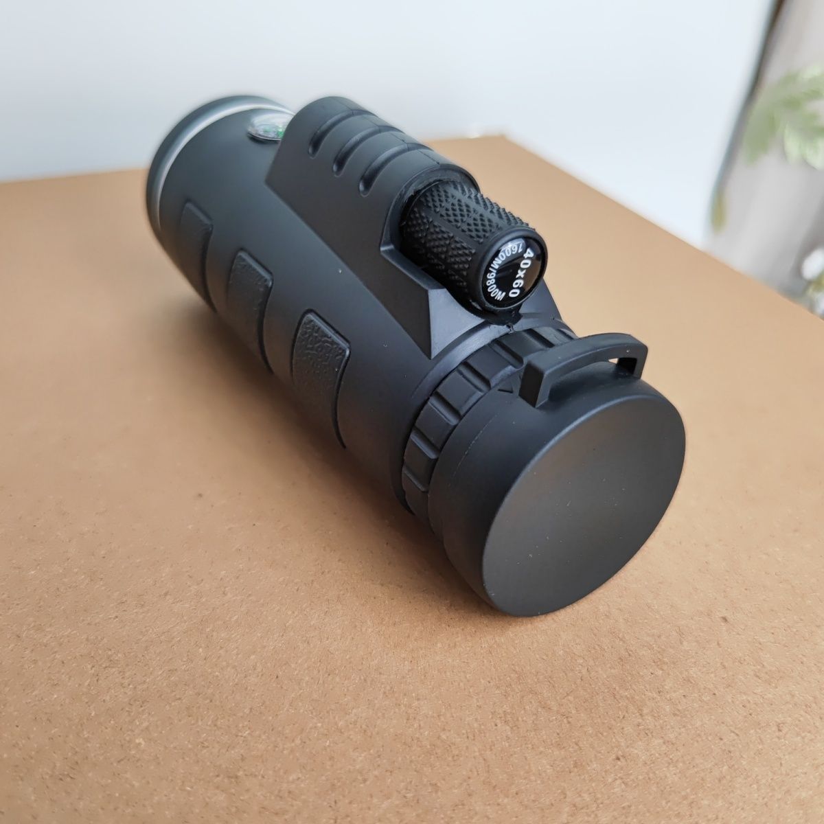 单筒望远镜高清户外专业单筒望远镜观鸟镜礼物一件包邮亚马逊跨境