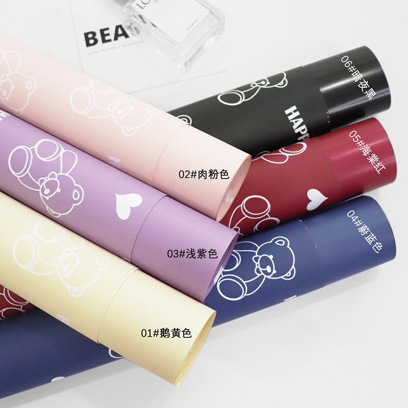 Huaxi amor oso papel de embalaje de flores dibujos animados impermeables hechos a mano DIY papel de embalaje floral florista materiales de flor al por mayor