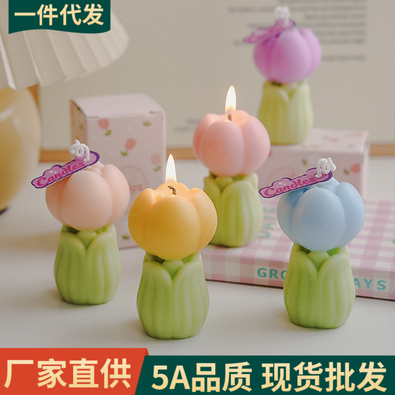 Tulipanos de cera de atmósfera, regalo de perfume artesanal, regalo de mano para el día del maestro, flores, velas en forma