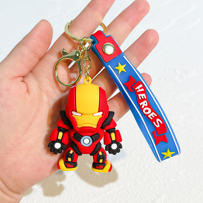 漫画スーパーヒーロー人形ストラップキーチェーンアイアンマン人形シンプルなキーホルダーかわいいペンダント卸売り|undefined
