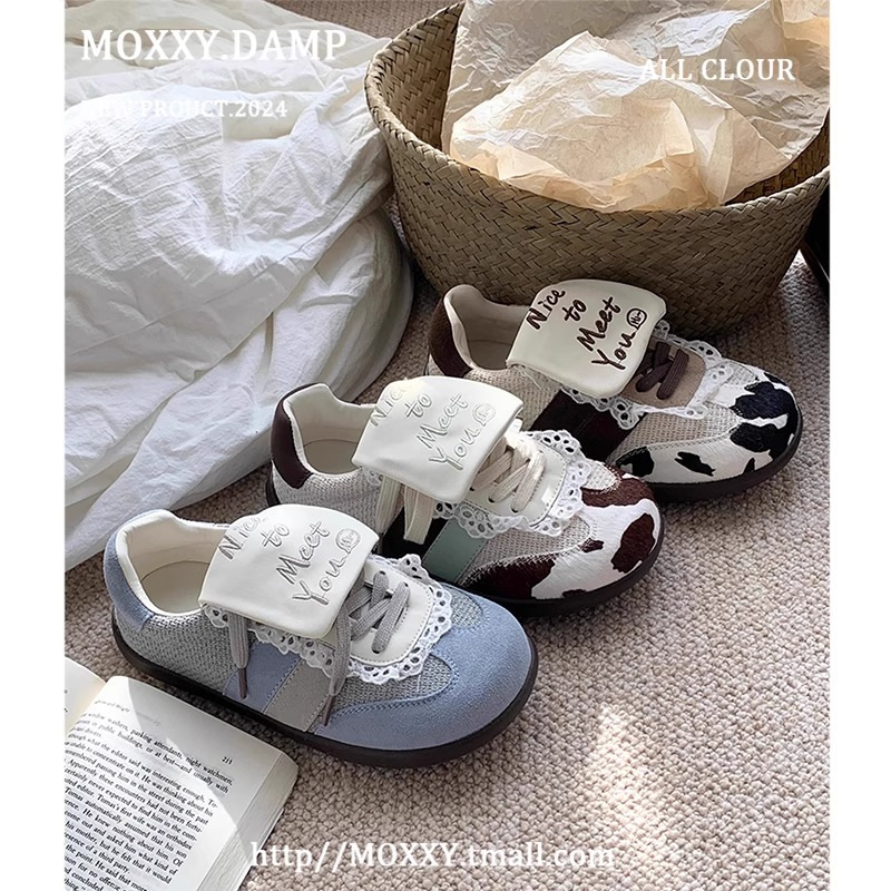 Deportes casuales Gump skate retro cabeza redonda con suela gruesa zapatos de entrenamiento de mujeres 2025 nuevo otoño zapatos blancos ligeros