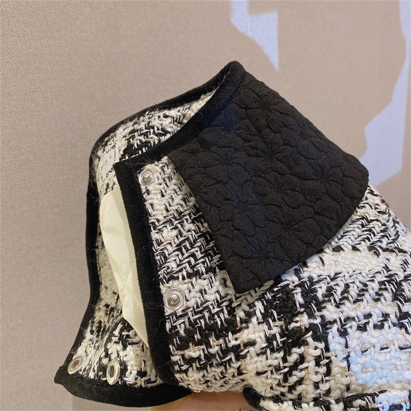 Nuova versione coreana per bambini 2023 inverno ragazza piccolo cappotto profumato giacca in cotone con colletto ribaltabile scozzese caldo_voghion.com
