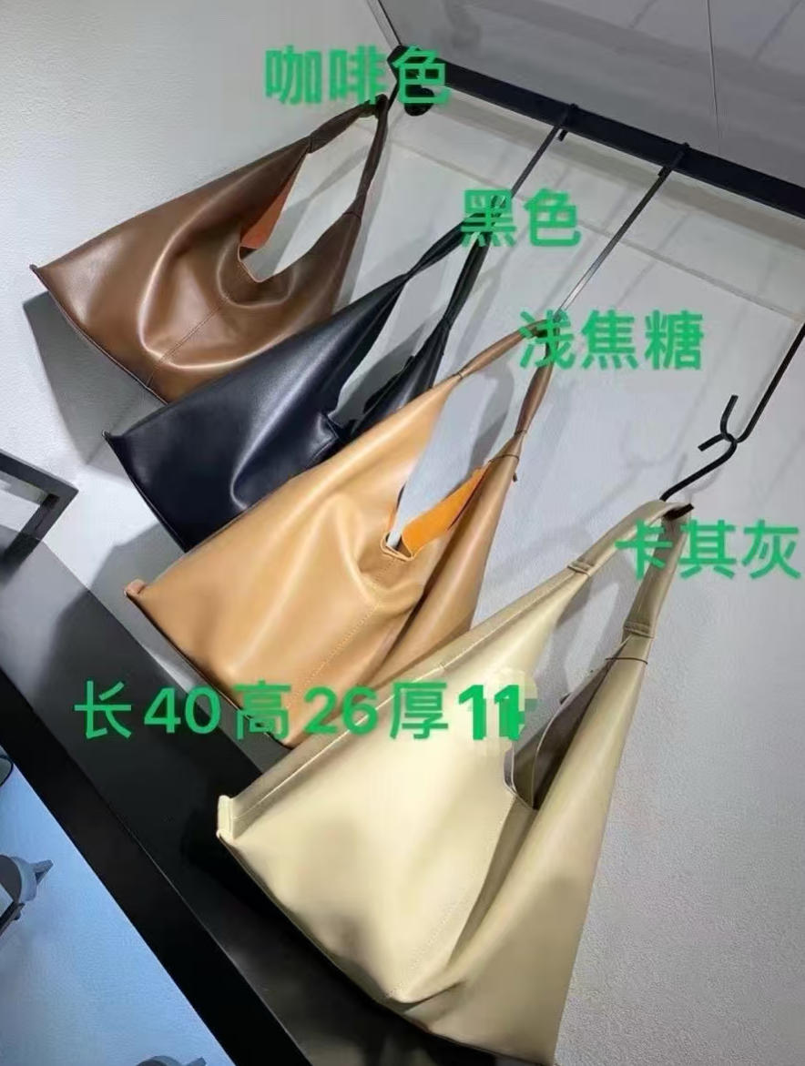 카키 그레이